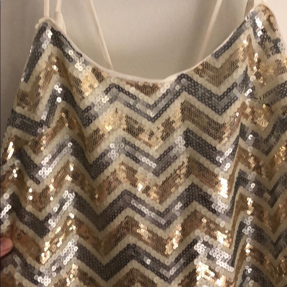 Sequined Zigzag Dress - Picture 2 of 5